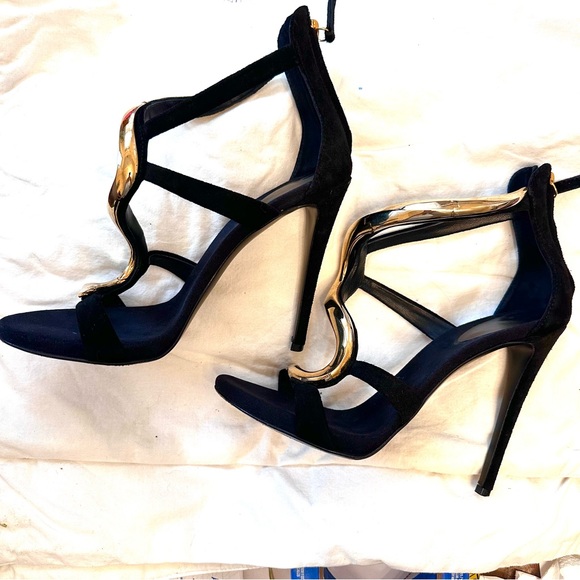 Giuseppe Zanotti Venere Gold Snake Embellished Suede Sandals Black 37.5 7.5 - Picture 4 of 10